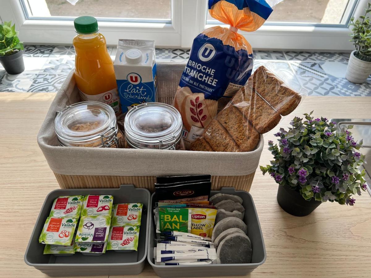 Maison Au Numero 21, Petit-Dejeuner Offert Villefranche-sur-Cher Eksteriør billede